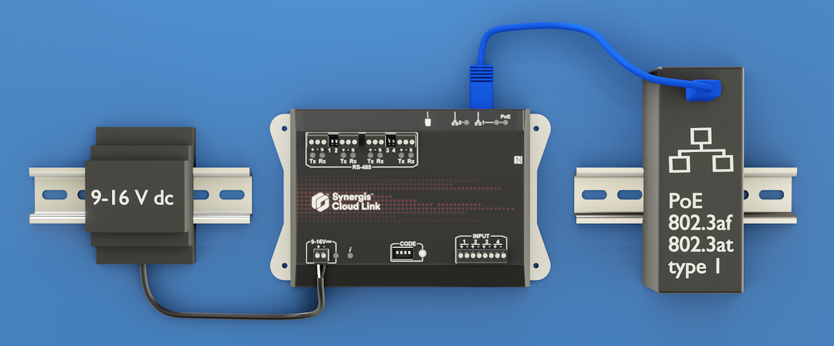 Synergis Cloud Link mit Stromversorgung von 12 V DC und PoE.